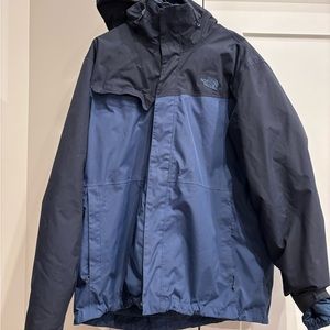 Men’s North Face winter coat with zip-out inner shell. Size XL.